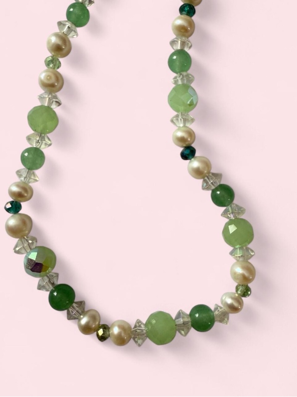 Vintage Cottagecore Green and White Beaded Necklace